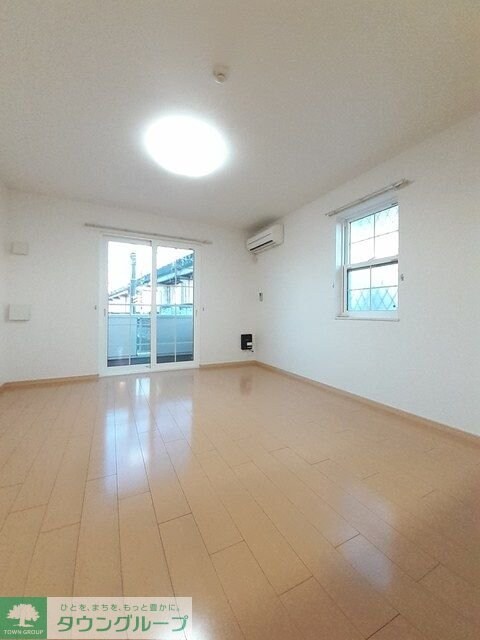 モダン　ソレイユIの物件内観写真