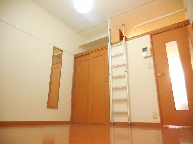 レオパレスドゥジェームの物件内観写真