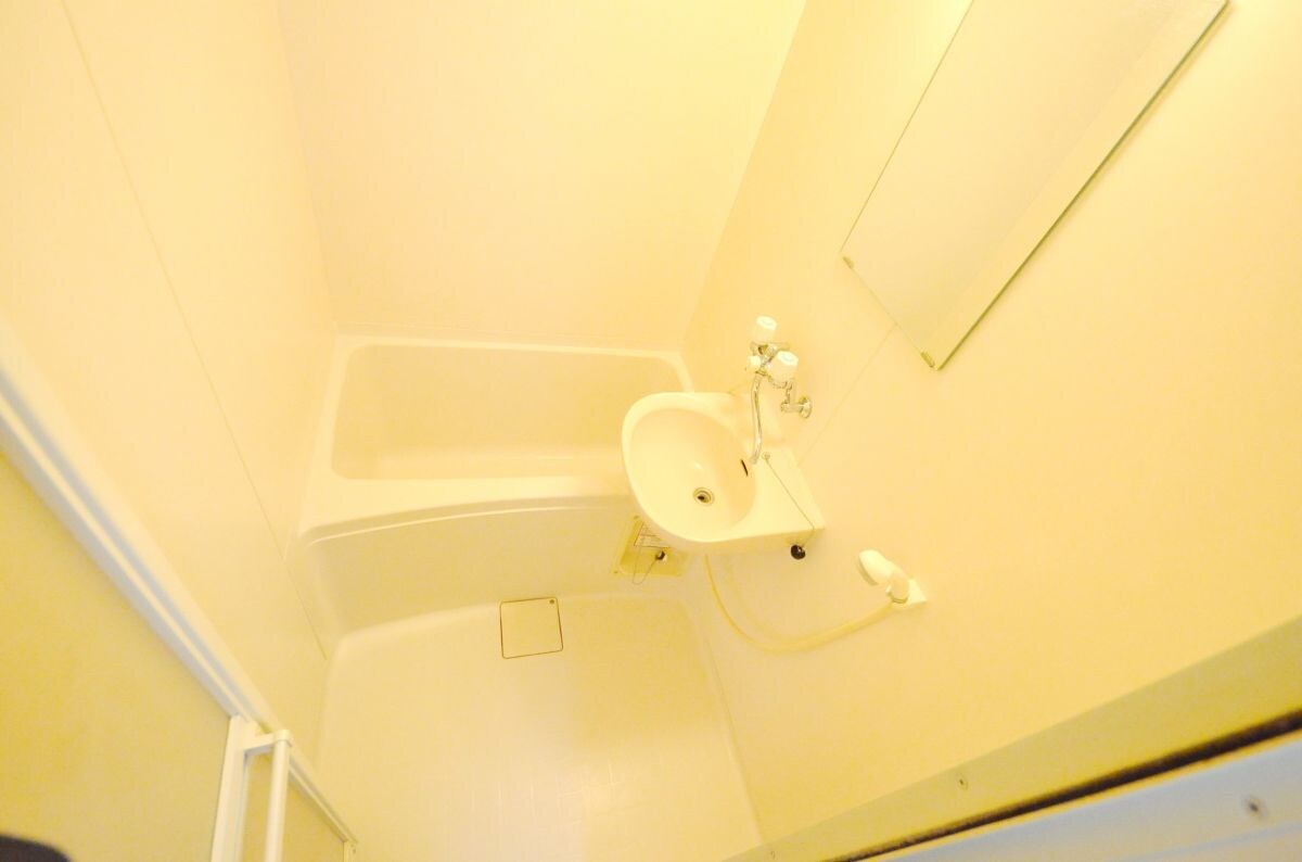 レオパレスラ・プランタンの物件内観写真