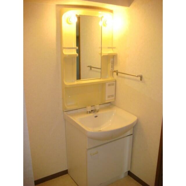 スカイコートあけぼのの物件内観写真