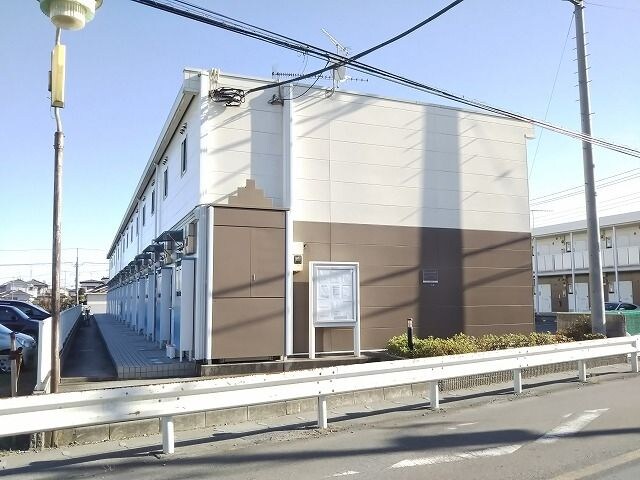 レオパレスニューウェルIの物件外観写真