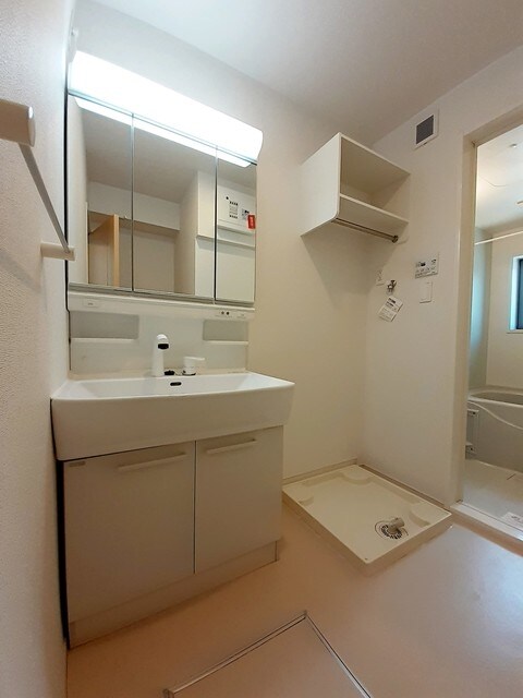 フェニックスの物件内観写真