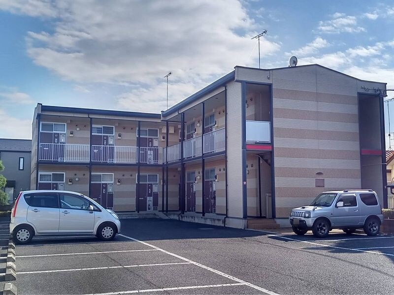 レオパレス長野一丁目の物件外観写真