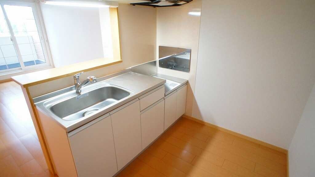 クリスタル　グレイスの物件内観写真