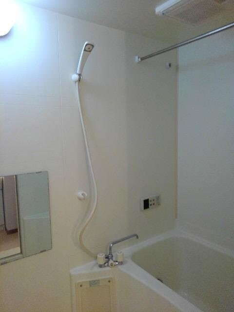 リュミエ－ル・ソレ－ルＢの物件内観写真