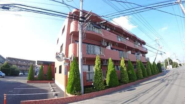 バルパレーエストの物件外観写真