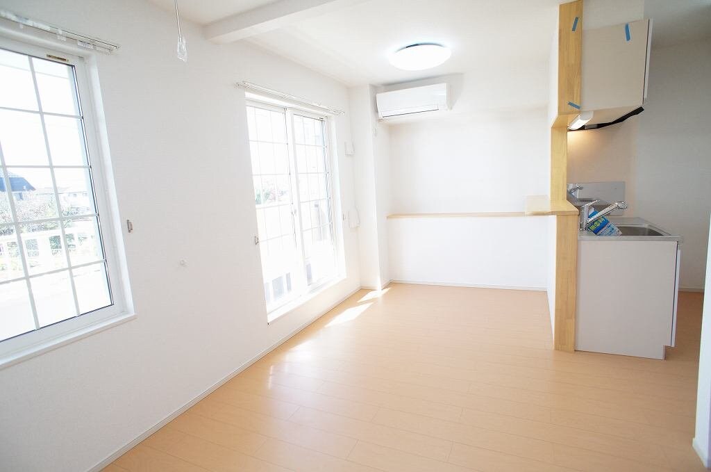 カーサ・ツバキ弐番館の物件内観写真