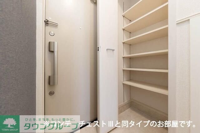 ルイ　アヴニールの物件内観写真