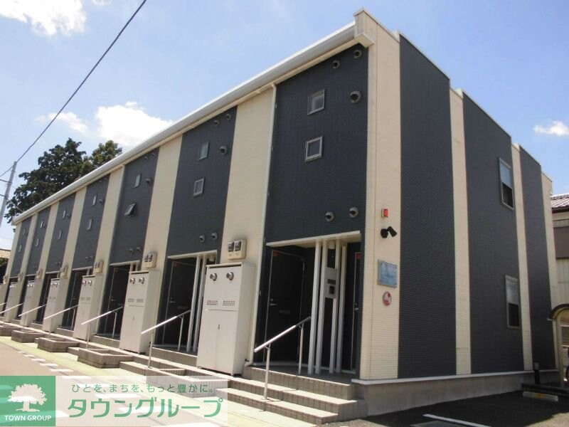 レオネクストフェリシティ高坂の物件外観写真