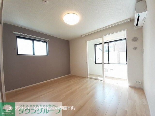 ラ・プロムナードIIIの物件内観写真