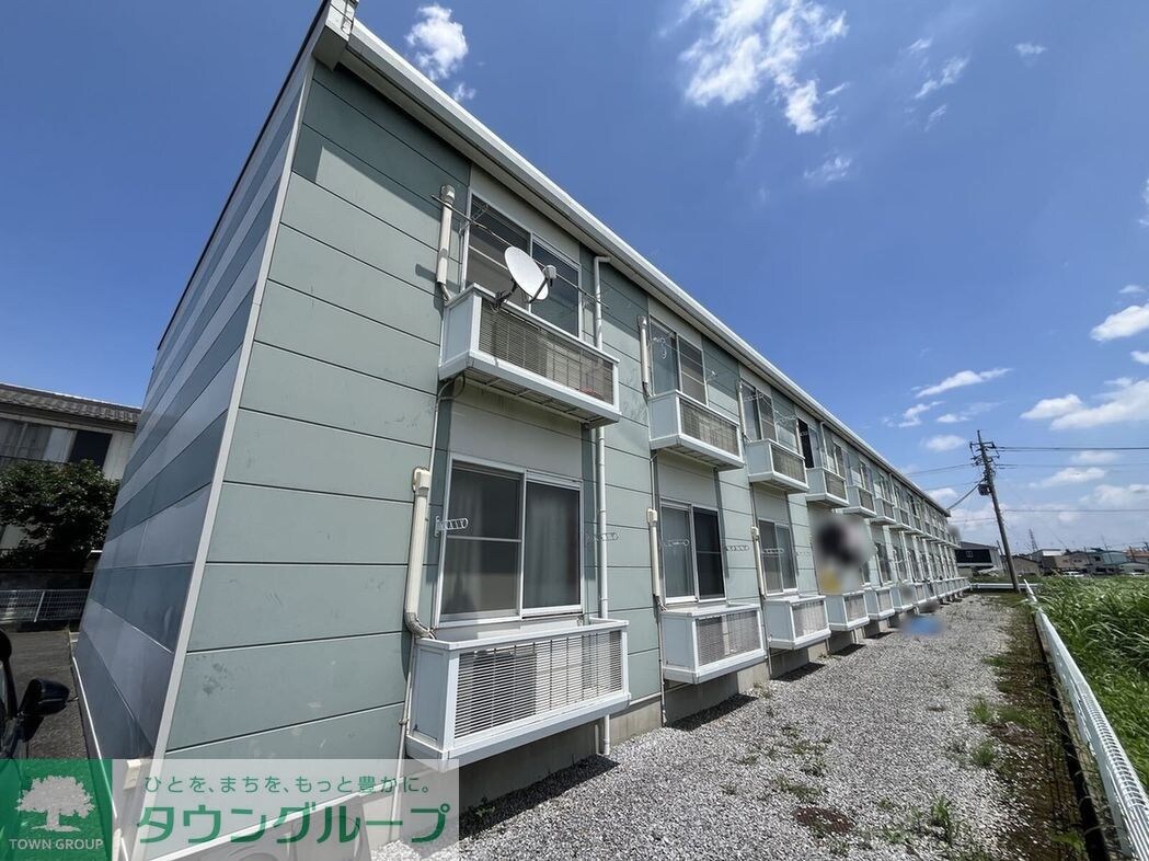 レオパレスファーストの物件外観写真