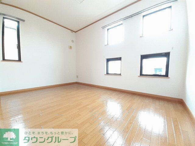 イーストニュータウンＡの物件内観写真