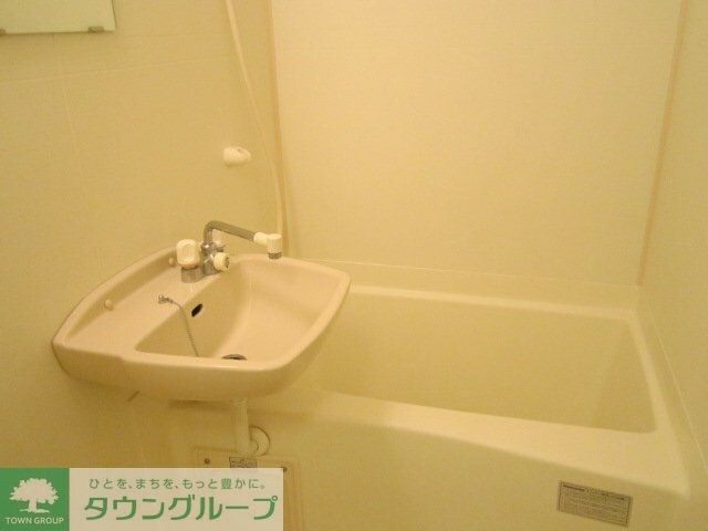 レオパレスＳＵＣＣＥＳＳ．ＡＵの物件内観写真