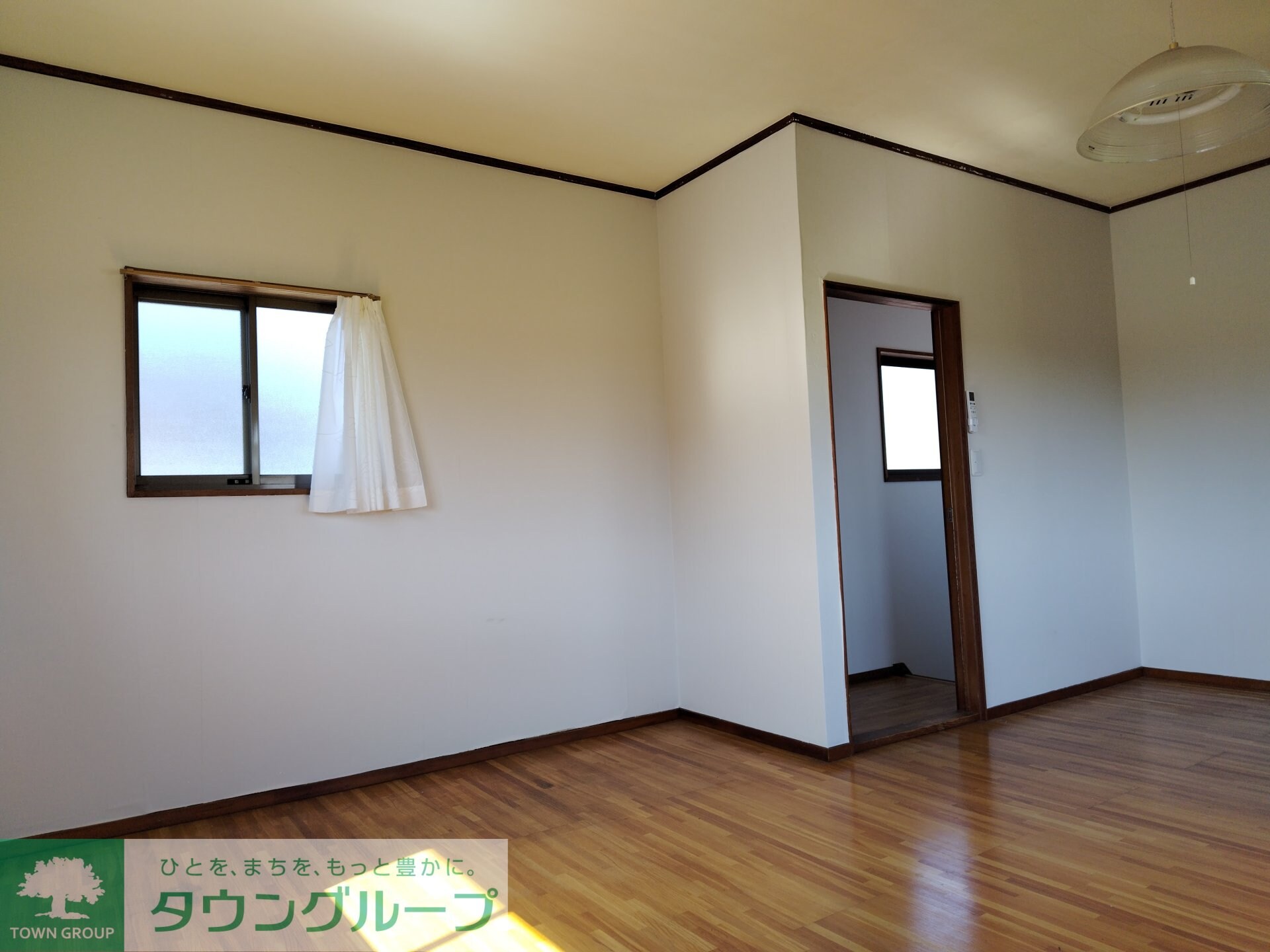 鵜飼貸家の物件内観写真