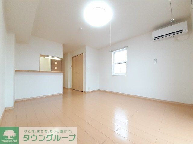 グラン・ヴァレーＡの物件内観写真