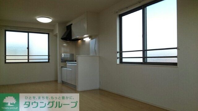 サンフェリーチェＡの物件内観写真