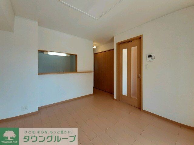 ブッシュ　クローバーＡの物件内観写真