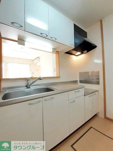 ブッシュ　クローバーＡの物件内観写真