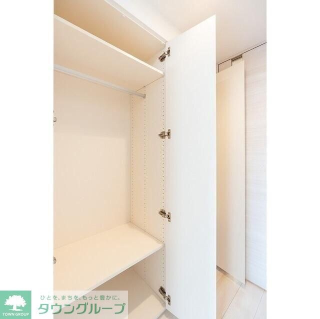 コンフォリア・リヴ北新宿の物件内観写真