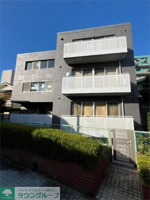 ＬＥＲＥＶＥ中野坂上の物件外観写真