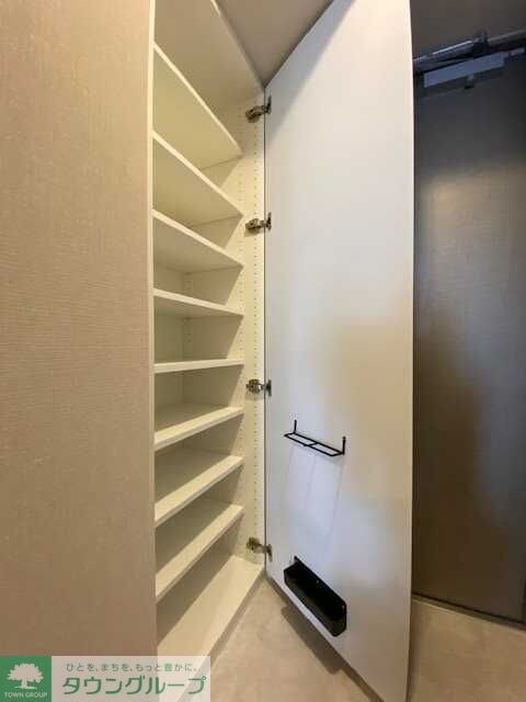 クレヴィアリグゼ中野新井薬師の物件内観写真