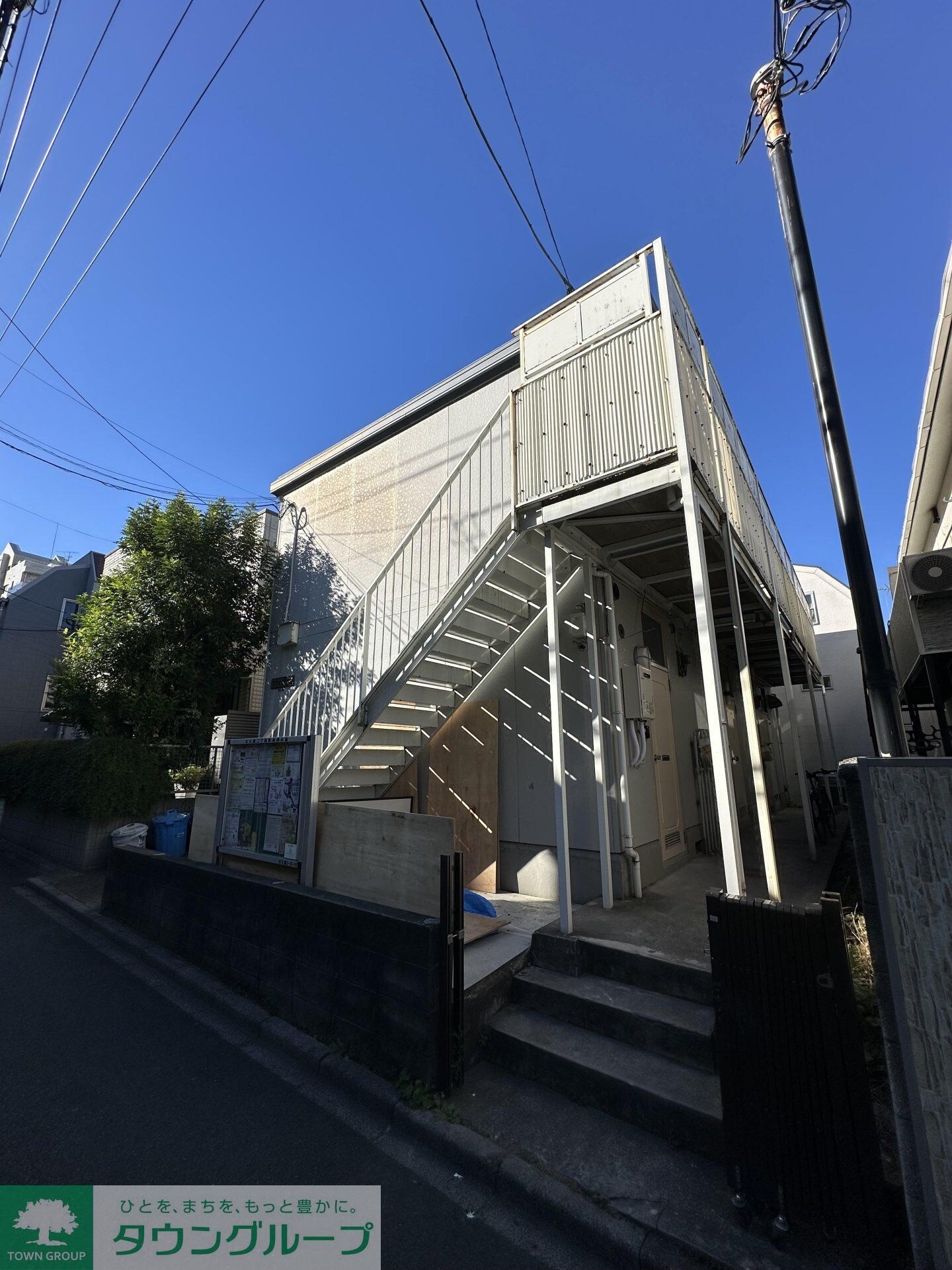 フラット大久保の物件外観写真