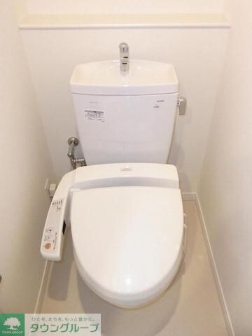 ラクアスレジデンス東新宿の物件内観写真