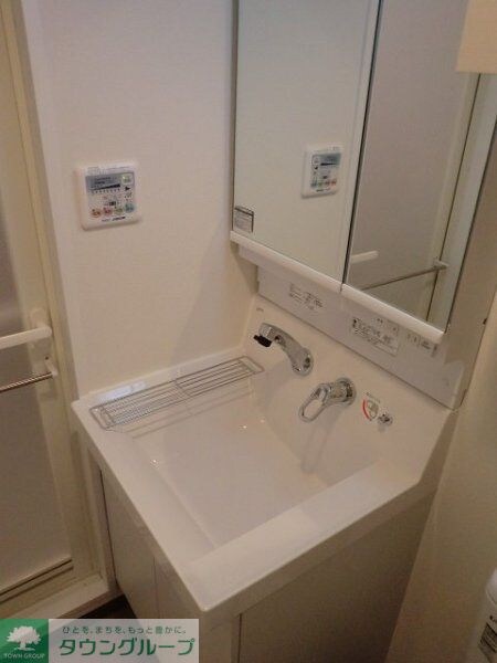 フェニックス西新宿参番館の物件内観写真