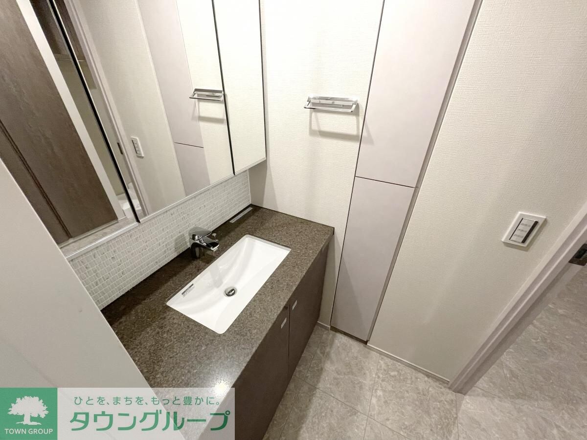 ザ・パークハビオSOHO代々木公園の物件内観写真