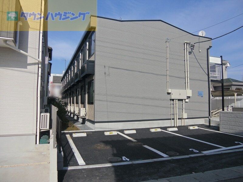 レオパレスレグルスの物件外観写真