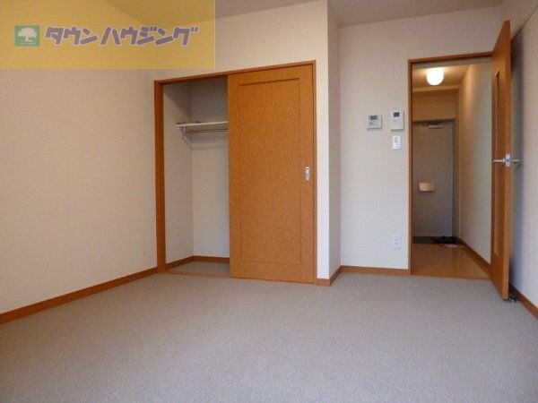 レオパレスアザレアの物件内観写真