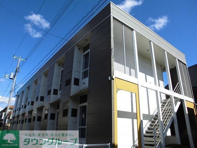 レオパレスＦａｖｏｒＧｒｏｖｅの物件外観写真