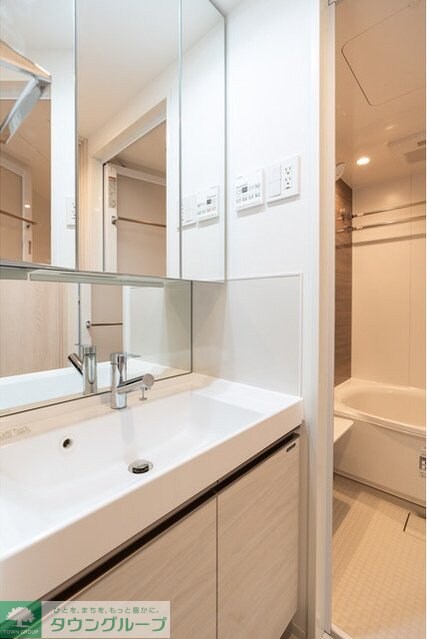 コンフォリア東葛西の物件内観写真