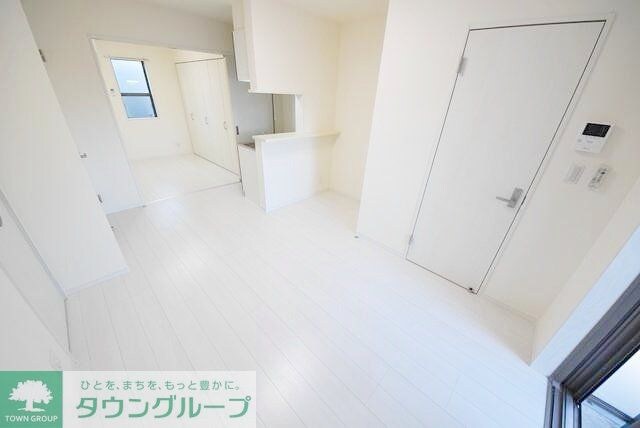 テリーズコートの物件内観写真