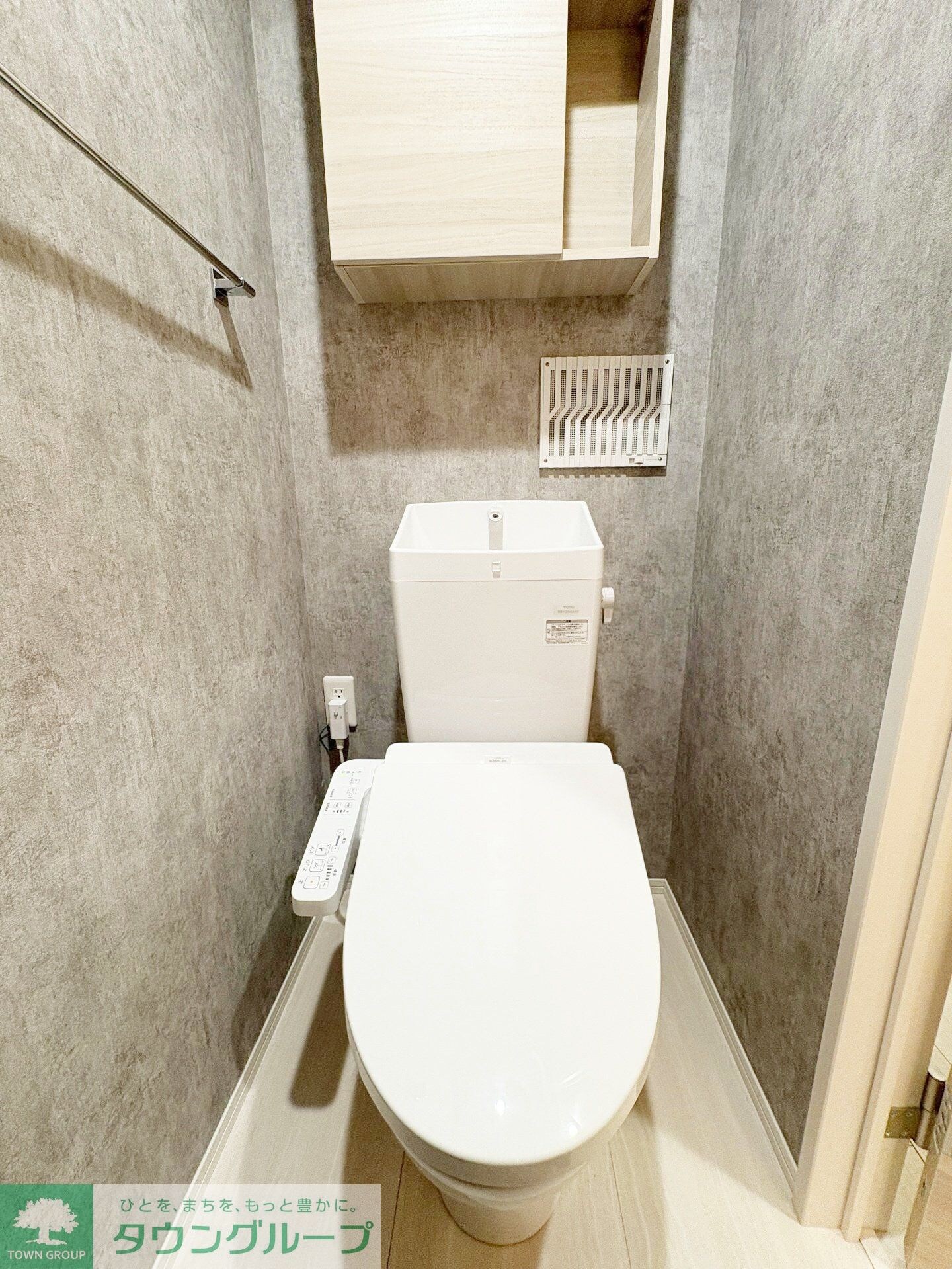 Ｄ-カヴェリ本千葉の物件内観写真