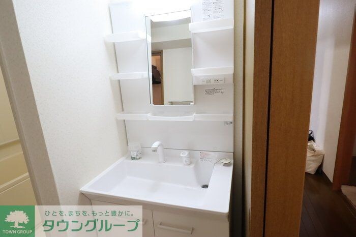 ルーチェ緑が丘　Bの物件内観写真