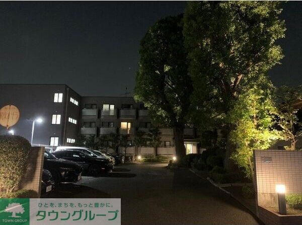 カンファーコートの物件内観写真