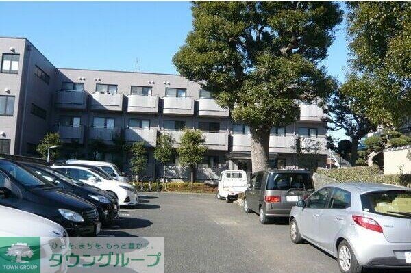 カンファーコートの物件内観写真