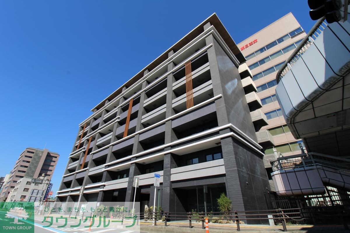 ＭＡＪＥＳＴＩＣ千葉みなとの物件外観写真