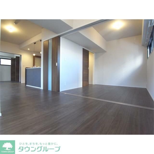 ＳＵＡＶＥ　ＰＡＬＡＩＳの物件内観写真