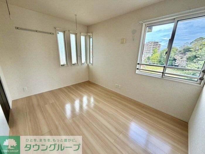 ミーツIIの物件内観写真