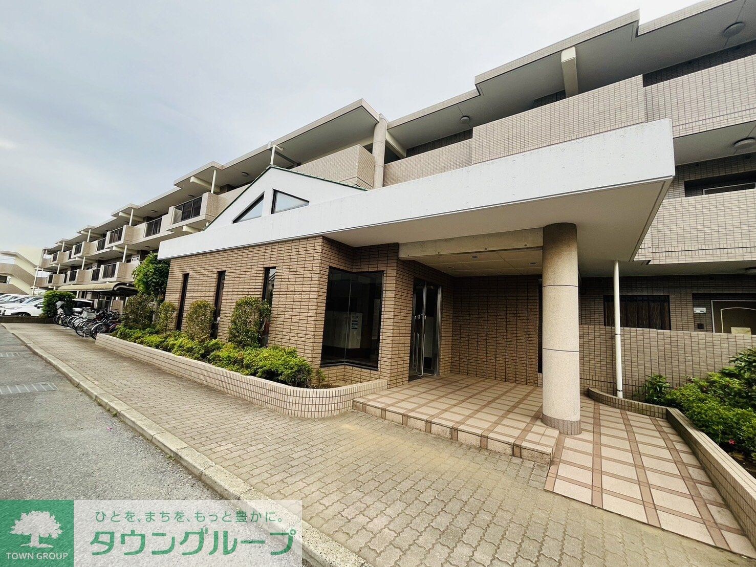 ベルグプレシャデス船橋の物件外観写真