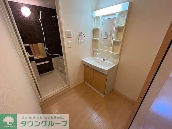 アンビシャス千葉城前の物件内観写真