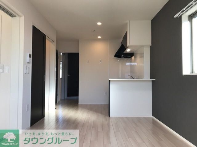 アベニュー仁戸名３の物件内観写真