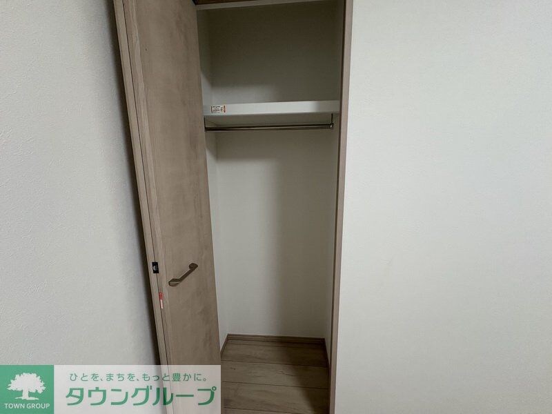 ウエストガーデン幸手中IIIの物件内観写真