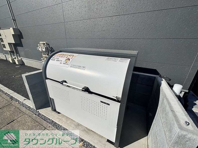 ガレージハウス久喜青毛の物件内観写真