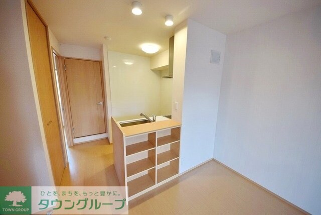 シャイン・カワナベの物件内観写真