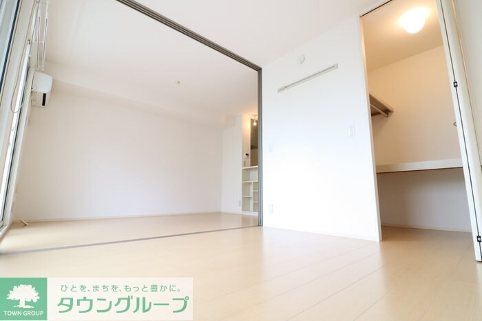 クレセント・シャンブルの物件内観写真