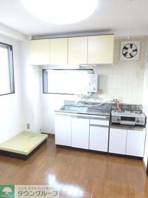 コーポスズキの物件内観写真