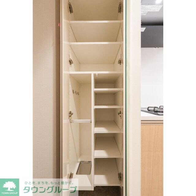 コンフォリア・リヴ横浜平沼の物件内観写真